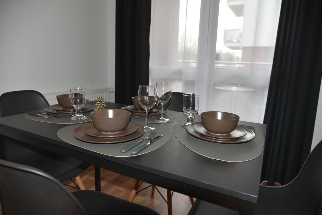 Apartament Jantar Z Ogrodem كولوبرزيغ المظهر الخارجي الصورة