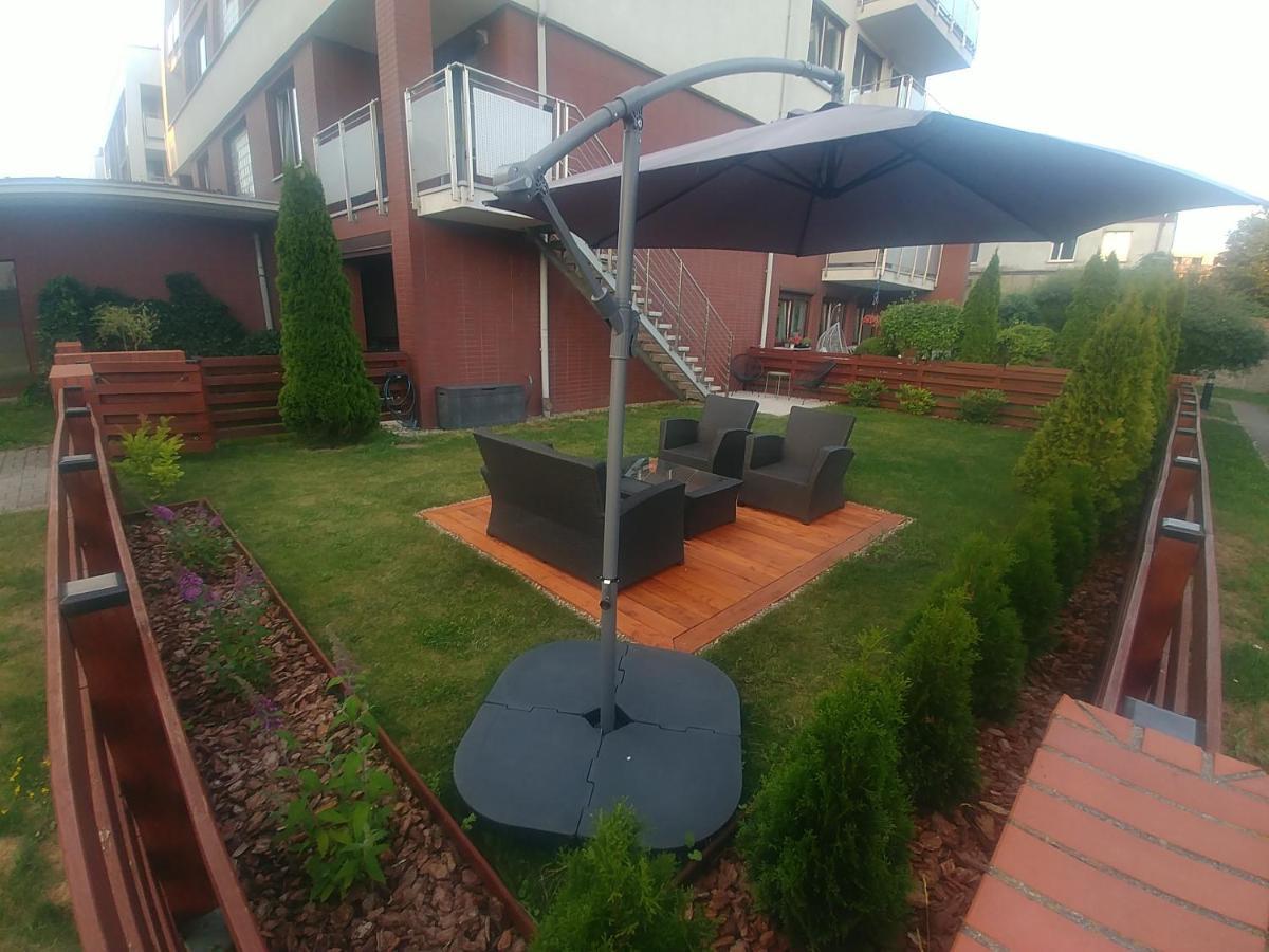 Apartament Jantar Z Ogrodem كولوبرزيغ المظهر الخارجي الصورة